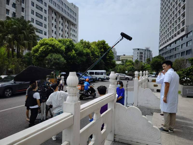 集美区广告片拍摄公司低成本实现高规格制作的诀窍